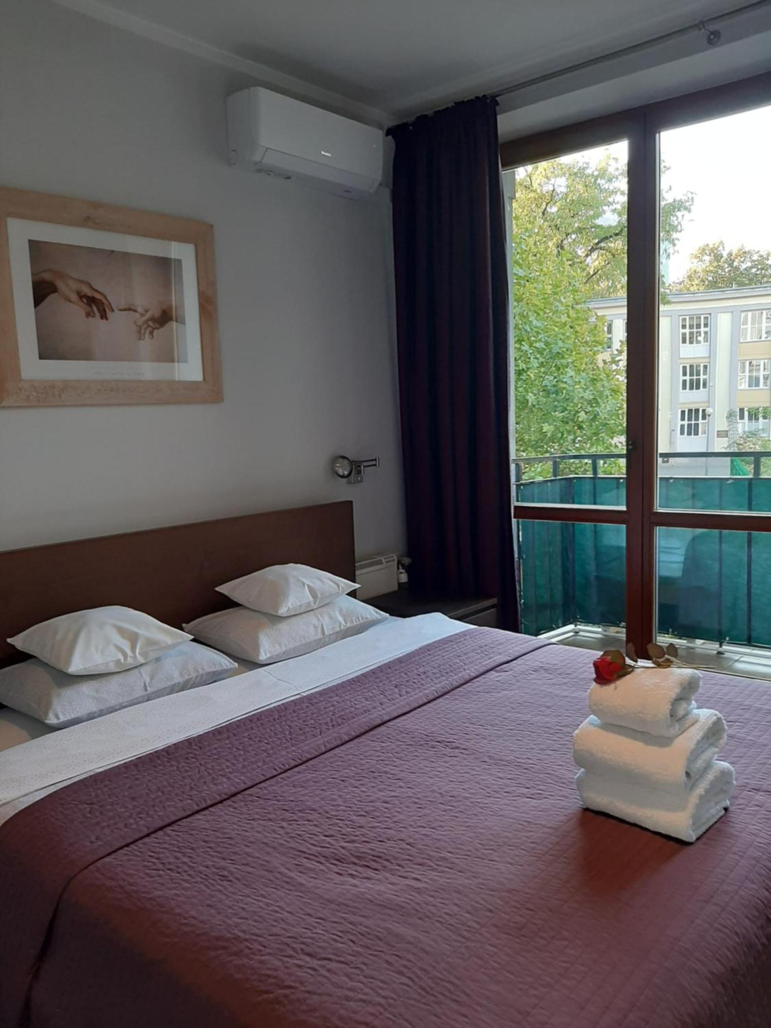 City Center Boutique Apartment Варшава Экстерьер фото