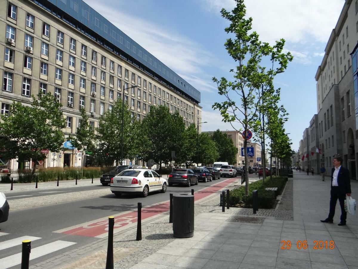 City Center Boutique Apartment Варшава Экстерьер фото